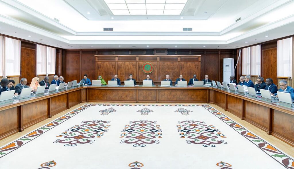 مجلس الوزراء يصادق على إنشاء قاعدة بيانات للأسر الفقيرة والمتضررة من الكوارث (نص البيان)