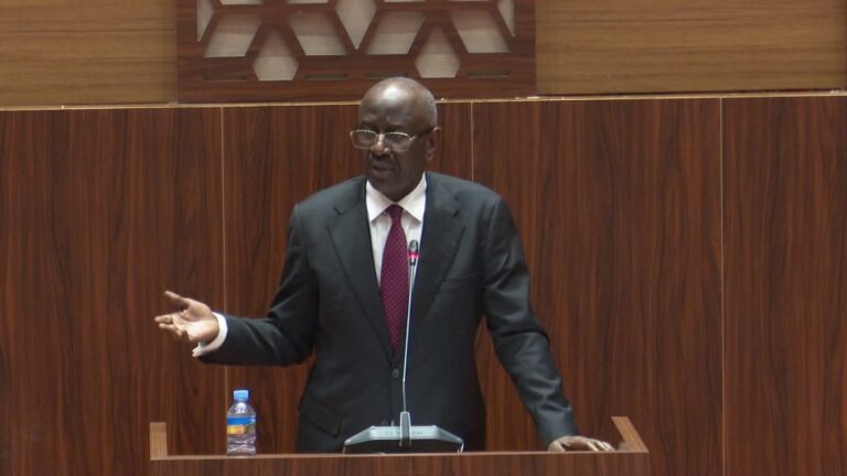 ولد مرزوك ينفي علاقته بصفقة “مختبر الشرطة” ويتحدى من يثبت تورطه فيه أو فى غيره