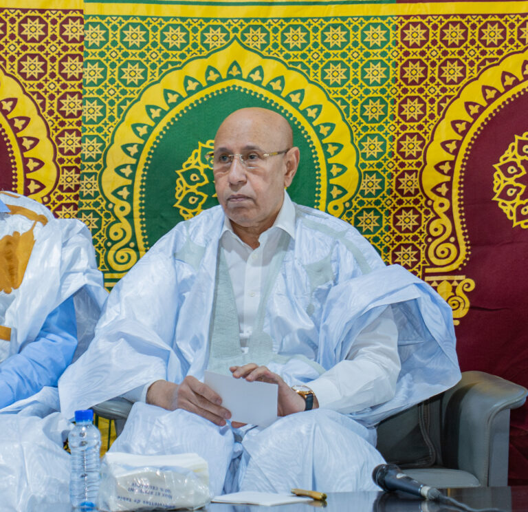 ولد الغزواني: يُمنع على موظفي الدولة حضور أو تنظيم أي فعاليات ذات طابع قبلي أو جهوي