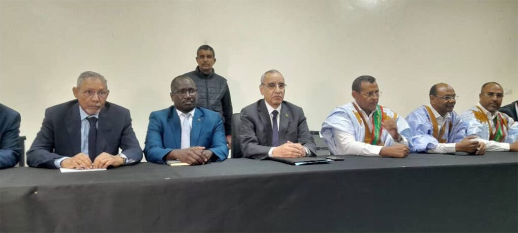 وزير الداخلية يدعو السلطات الإدارية فى الولايات الحدودية إلى ترسيخ الدبلوماسية وحسن الجوار