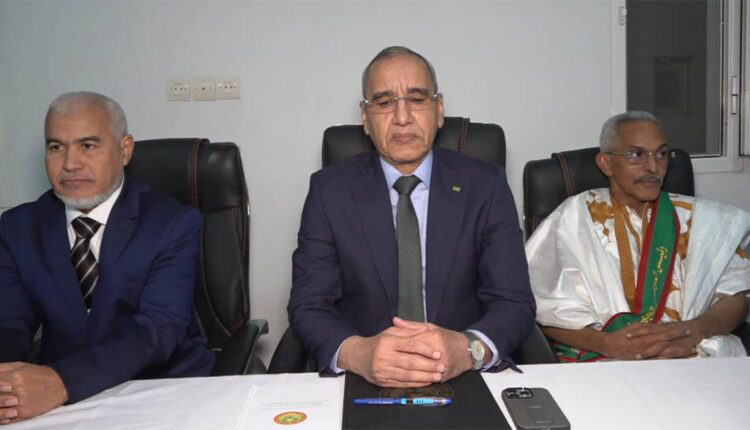 وزير الداخلية يحث على تعبئة الموارد وتعزيز التنسيق الجهوي في لقاء موسع بعدة ولايات