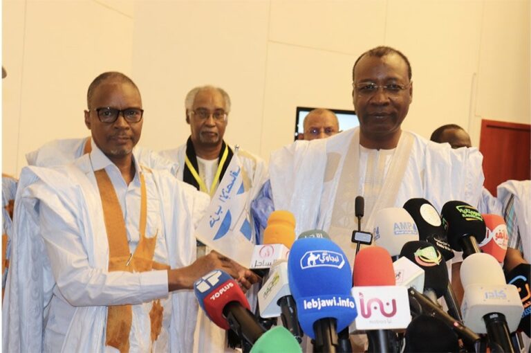 حزب الإنصاف ينتخب الوزير الأول السابق محمد ولد بلال رئيسًا جديدًا