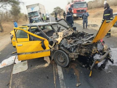 وفاة موريتانيين وإصابة سبعة آخرين في تصادم ثلاث سيارات شمال السنغال