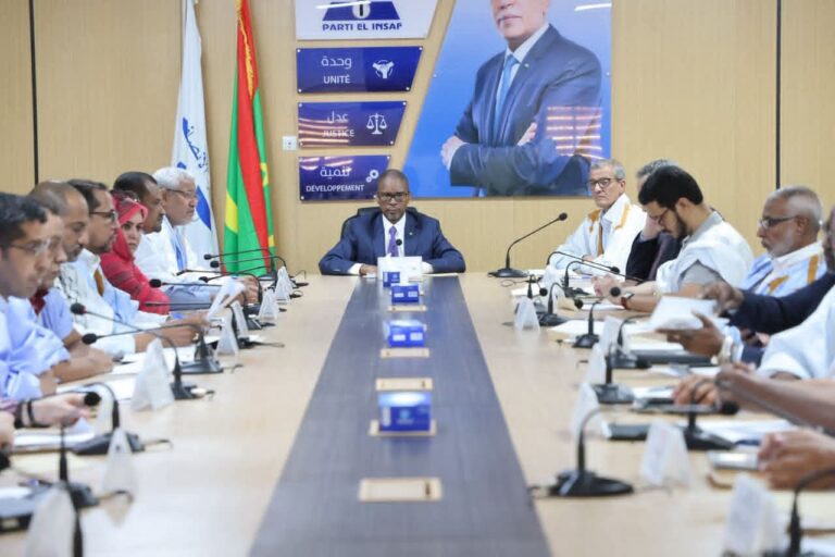 منسقية أحزاب الأغلبية تعلن ممثليها في اجتماعات التحضير للحوار الوطني