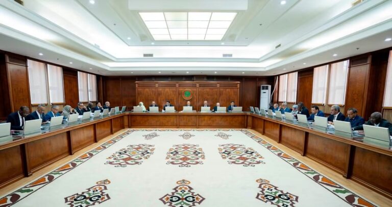 الحكومة تصادق على مشروع قانون المالية المعدل لسنة 2026